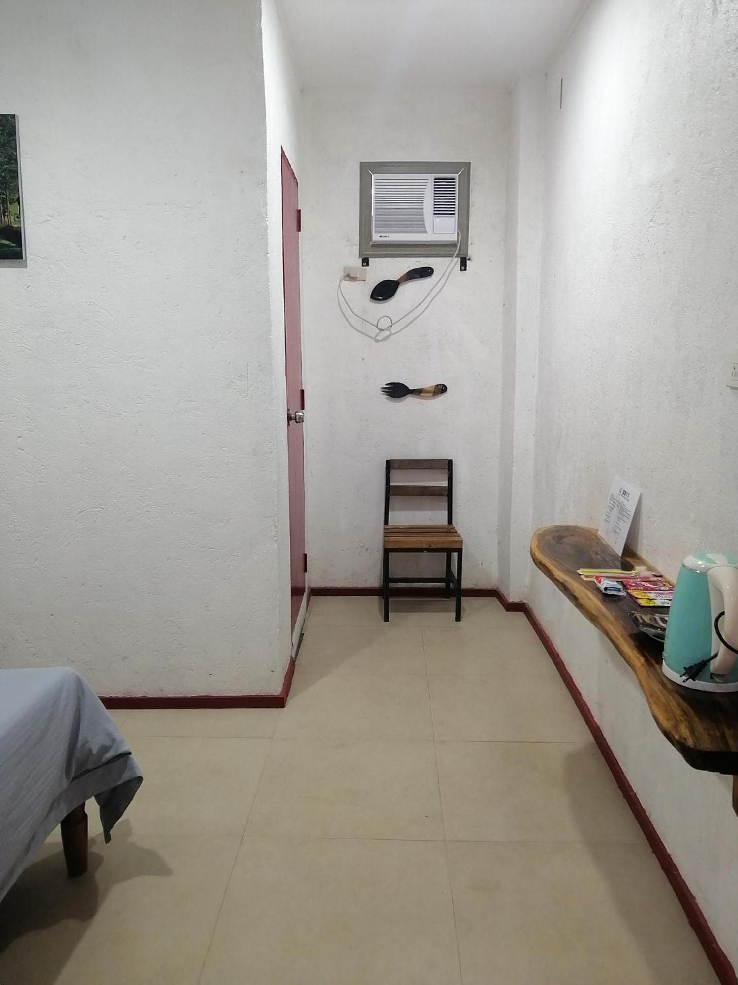 Panda Guest House Coron Eksteriør bilde